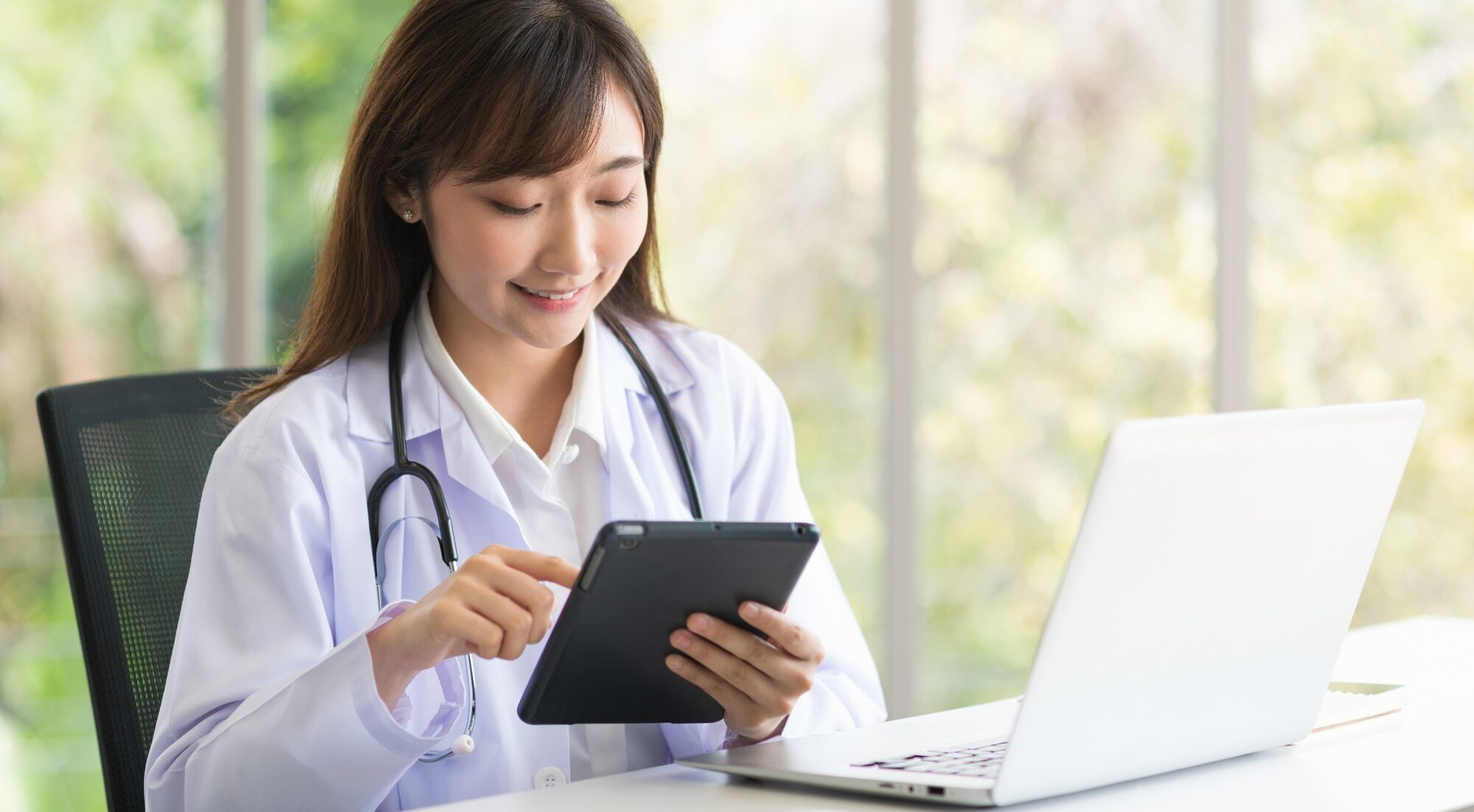 Patient portal integration health clinic website